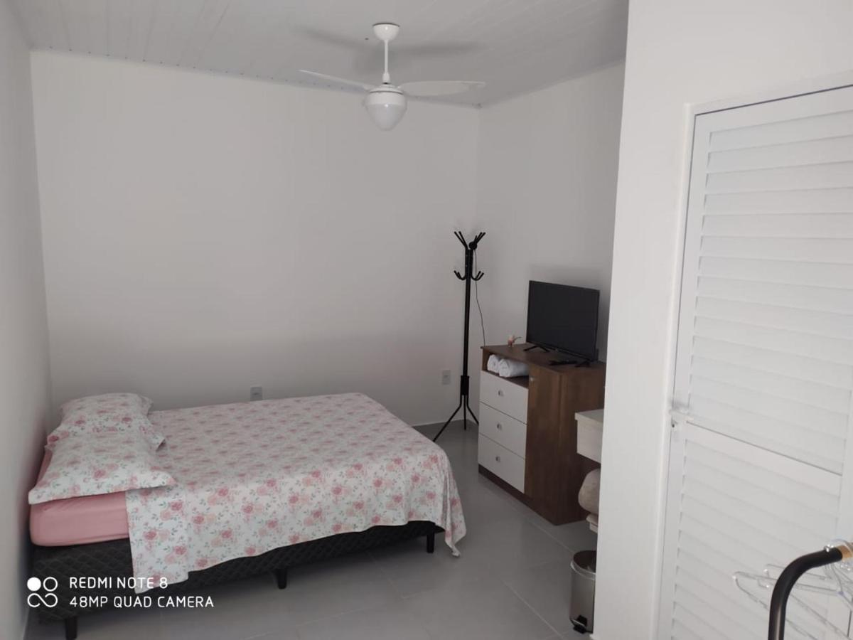 Pousada Casa Verde - Quartos Individuais - Smart Tv 32 - E Banheiro Privativo Apartment Itajai Bagian luar foto